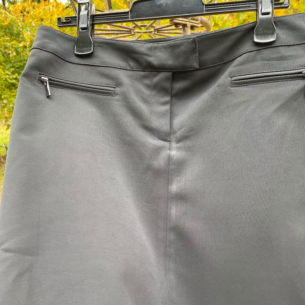 BLACK MINI SKIRT
